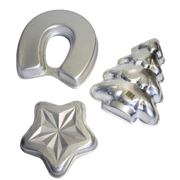 Wilton Cake Pans Lot of 3 Pans Horseshoe Star Christmas Tree Aluminum Vintage - Picture 8 of 8